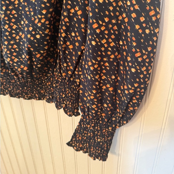THML Navy and Orange Blouse - Picture 2 of 6
